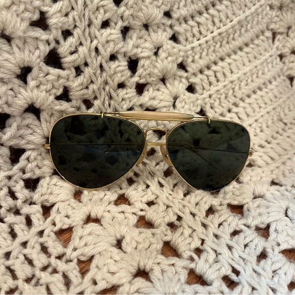 Vintage B&L Ray-Ban Gold Aviator Sunglasses Unisex 62[]14
